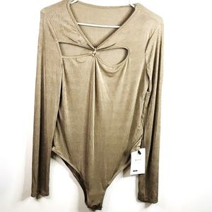 Tan Silk Chiffon Cut Out Key Hole Long Sleeved body Suit Size Large